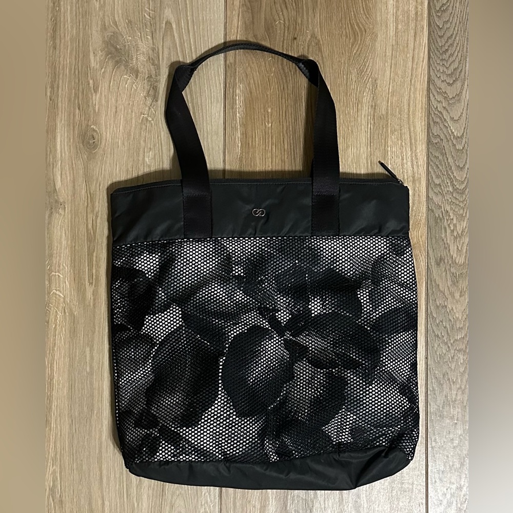 Calia tote bag.